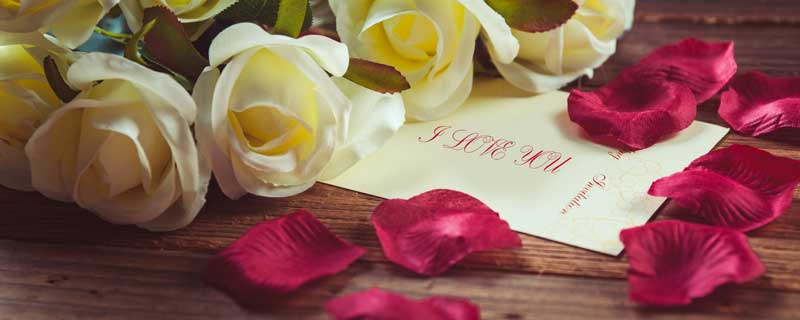 情人节结婚贺卡怎么写 情人节贺卡书写的内容推荐