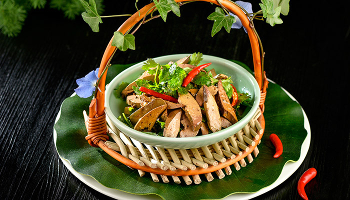 与鸡肝相宜的蔬菜 鸡肝和什么一起吃好 与鸡肝相宜的蔬菜 鸡肝和什么一起吃好