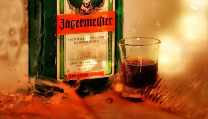 野格配红牛叫什么鸡尾酒 野格配红牛叫什么