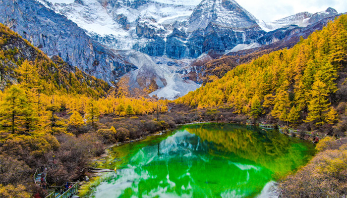 稻城在哪 稻城在哪个省哪个市