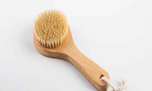 拖把上的头发怎么清理 如何去除拖把上的头发