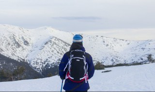 双肩包的使用方法