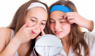 女生祛痘痘的小方法（女生祛痘痘的小方法有哪些）