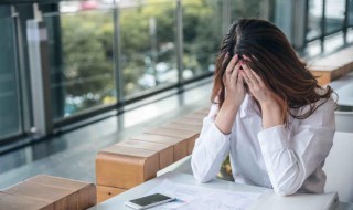 心慌焦虑不安是怎么回事 莫名的心慌焦虑不安是怎么回事