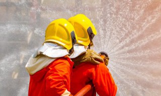 发生火灾如何逃生（简述发生火灾如何逃生）