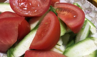 丝瓜和西红柿能一起吃吗（丝瓜和西红柿能一起吃吗还有鸡蛋）