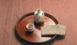 喝醉了吐了难受怎么办 白酒喝醉了吐了难受怎么办