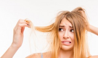 头发很油怎么办（早上起来头发很油怎么办）