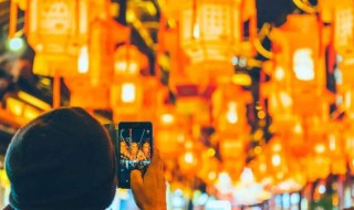 人约黄昏后是什么节日（月上梢枝头,人约黄昏后是什么节日）