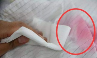 衣服掉色严重怎么办（新买的衣服掉色严重怎么办）