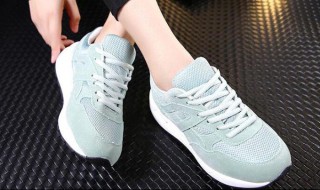 胖人怎么选鞋子（胖人怎么选鞋子尺码）