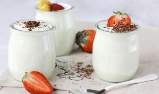 酸奶不放冰箱怎么放（放冰箱的酸奶和不放冰箱的酸奶）