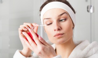 脸上的脂肪粒怎么去除