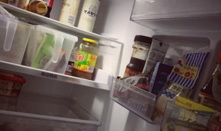冰箱盒子冻住了怎么办 冰箱盒子冻住了怎么办呢