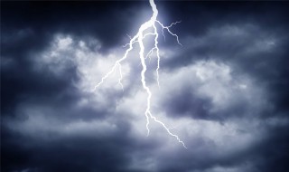 一道闪电的能量多少度电 一道闪电有多少度电量
