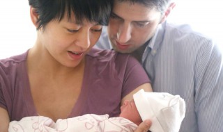 梦见抱着婴儿 梦见抱着婴儿睡觉