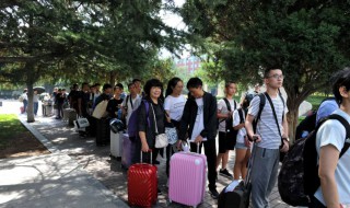 开学必备生活用品清单（开学必备生活用品清单初中生）