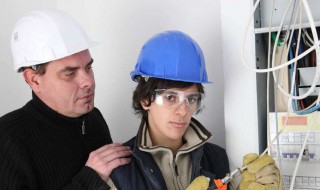 电路基础知识（电路基础知识入门）