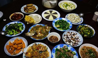 和朋友吃饭发朋友圈的好句子 和朋友吃饭发朋友圈的好句子图片