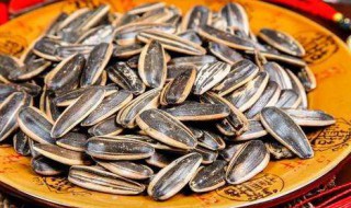 尿酸高能吃瓜子吗（血压血脂尿酸高能吃瓜子吗）