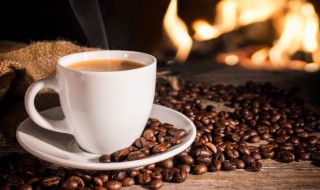 如何清洗咖啡机（如何清洗咖啡机内部）