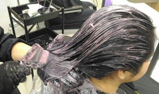 固色剂的正确使用方法（衣服固色剂的正确使用方法）