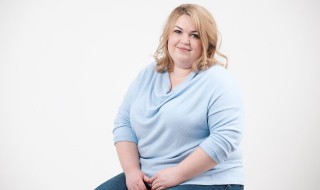 不让衣服往后跑的小妙招 不让衣服往后跑的小妙招有哪些