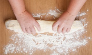 制作松软面团的小妙招（面团怎样做才能松软）