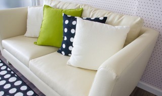 酒店枕头的正确使用方法（酒店枕头怎么消毒）