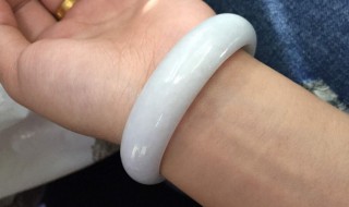 玉手镯取下来的方法 玉手镯取下来的方法有哪些