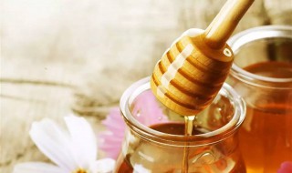 珍珠粉加蜂蜜做面膜有什么作用 珍珠粉加蜂蜜做面膜有什么作用呢