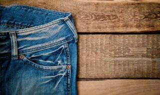 牛仔裤如何清洗 牛仔裤如何清洗不掉色