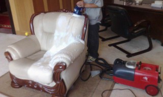 如何清洗椅子（如何清洗椅子已久的血迹）