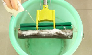 墩布如何清洗（墩布怎么清洗）