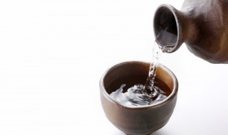 酒精为什么会让人醉（酒精为什么会让人醉 知乎）