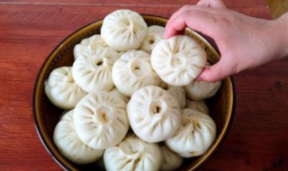 包子是冷水蒸还是热水蒸（做好的包子是冷水蒸还是热水蒸）