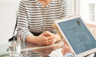 面试自我介绍怎么说好（面试自我介绍怎么说好一点）