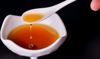 自来也护额为什么是油 自来也额头为什么是油