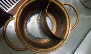 铜锅如何清洗（铜锅如何清洗更干净）