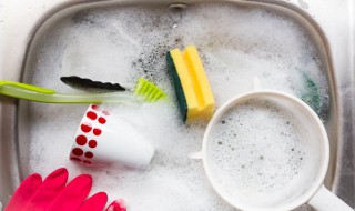 如何清洗饭盒 如何清洗饭盒的胶圈