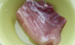 猪肉如何清洗（猪肉如何清洗比较干净）