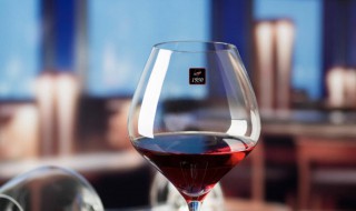 红酒杯如何清洗 红酒杯如何清洗才干净