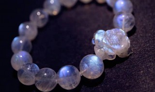 灰月光石的功效与作用（水晶灰月光石的功效与作用）