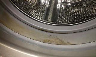 滚筒洗衣机怎么清理里面的脏东西（波轮洗衣机怎么清理里面的脏东西）