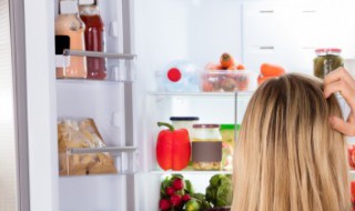 冰箱放家里那个位置好（冰箱放家里什么位置好）