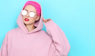 卫衣如何清洗（卫衣如何清洗不缩水）