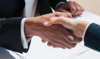 握手的礼仪谁先伸手（握手礼仪谁先伸手的顺序）