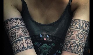 臂环是什么（臂环是什么干什么用的）