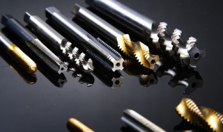 丝攻断在孔内怎么取出（丝攻断在孔内怎么取出视频）