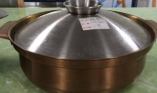 为啥不锈钢锅一烧就变黄了（不锈钢锅为什么一烧就黄）